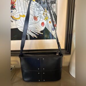 Tod's Black Leather Shoulder Bag